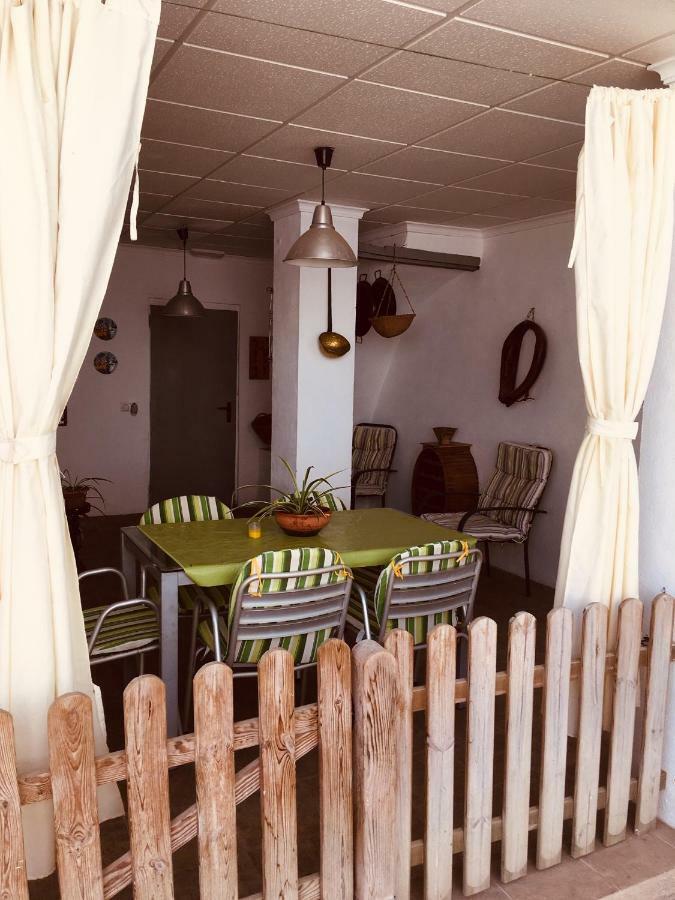 Gasthaus La Casita Santa Barbara Macastre Exterior foto